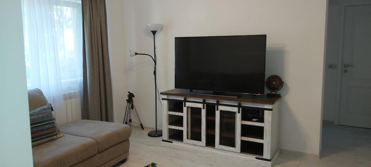 Apartament Polly ! 南埃福列 外观 照片