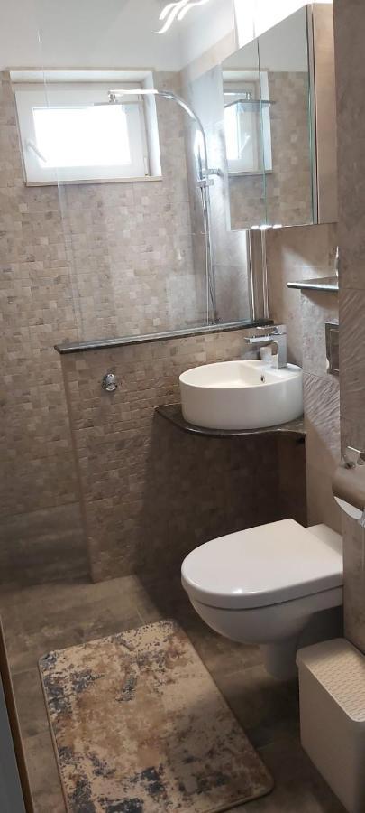 Apartament Polly ! 南埃福列 外观 照片